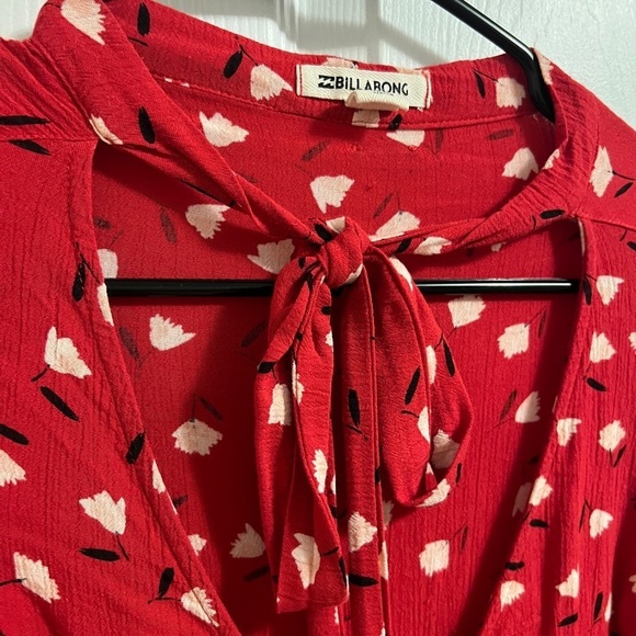 Billabong Women's Red Lust Linger Top Size Small - Picture 5 of 11